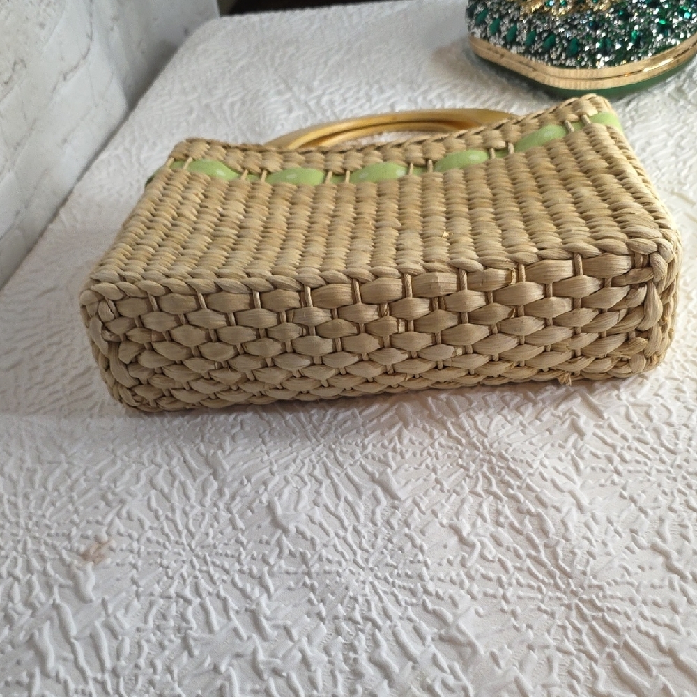 Vintage Woven Straw Tote Bag | Wood Handles | Lime Green Bow Coastal Grandma - Picture 7 of 11